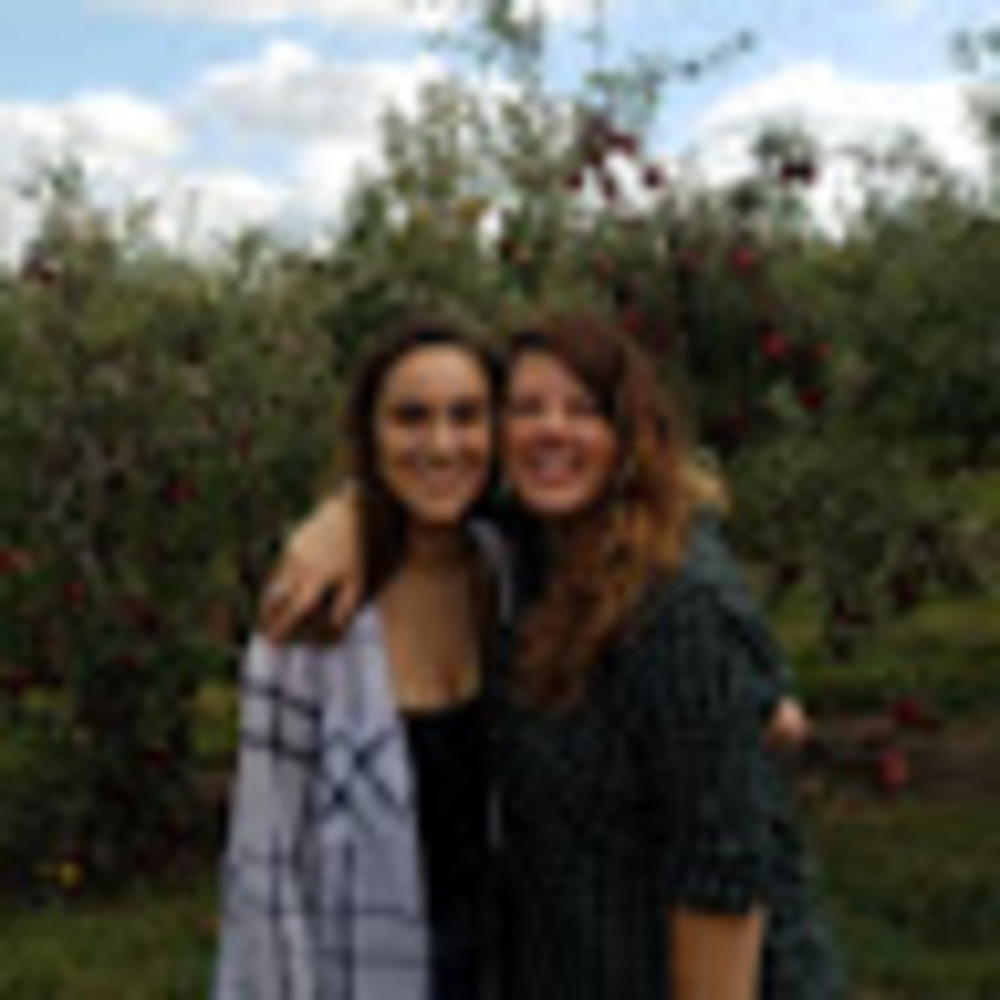 Meet your Posher, Kendra